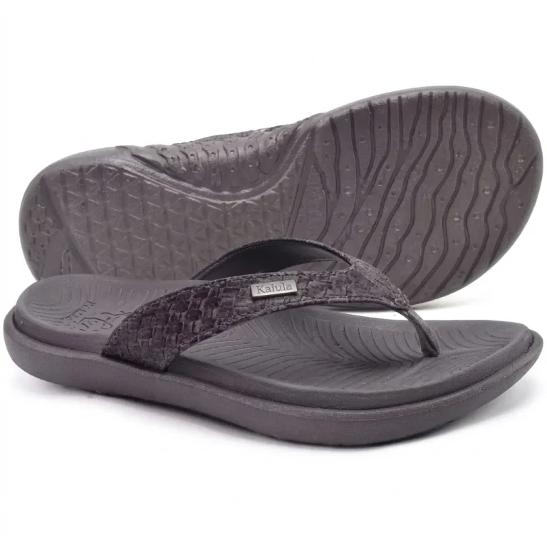 KuaiLu Women’s Flip Flops with Arch Support and Cushioned Yoga Mat Footbed