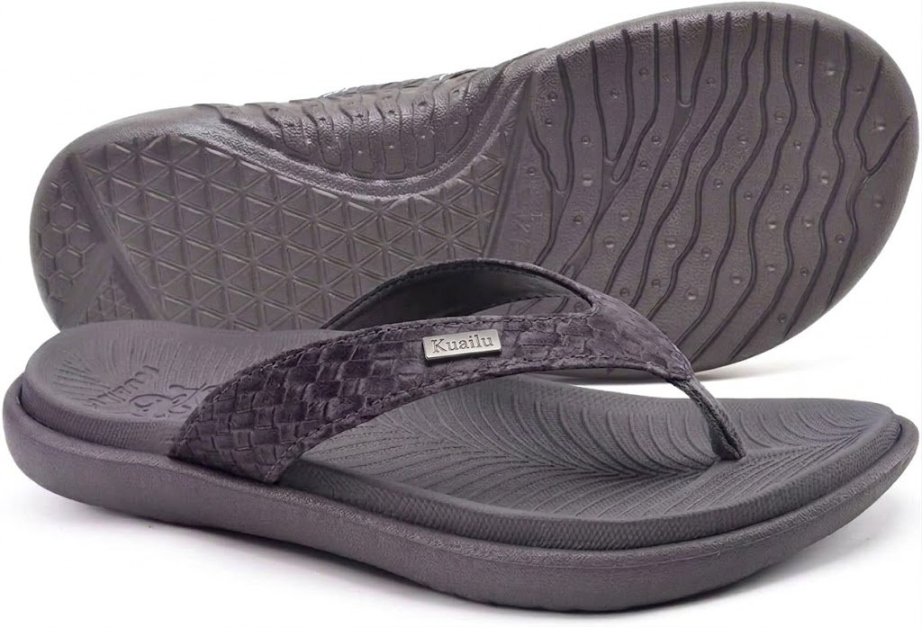 KuaiLu Women’s Flip Flops with Arch Support and Cushioned Yoga Mat Footbed